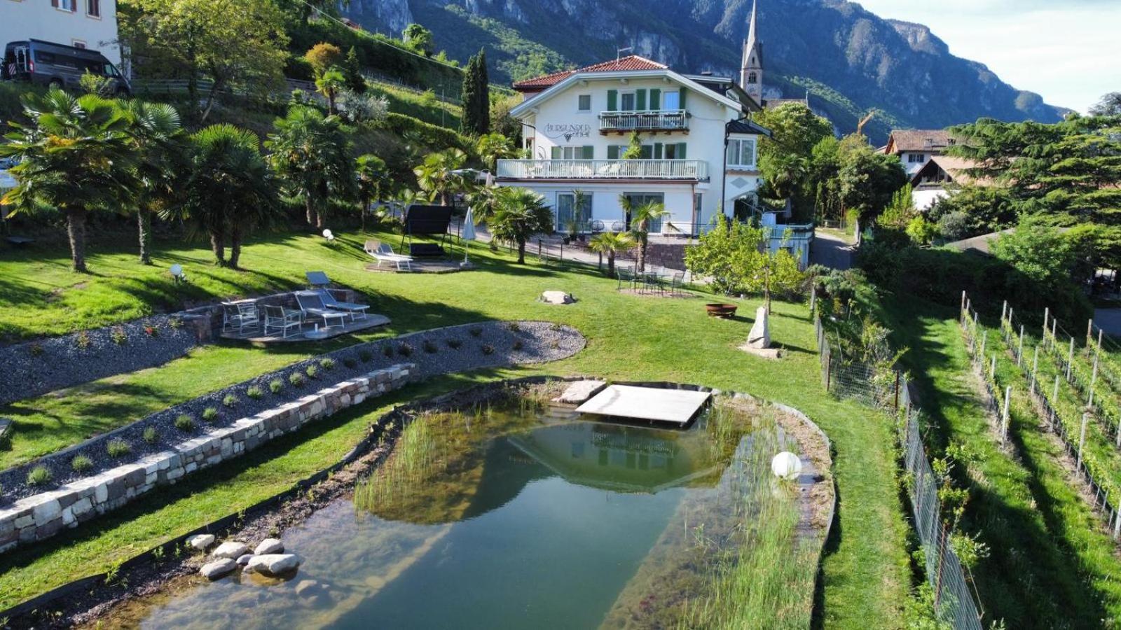 Burgunderhof Villa Montagna Kültér fotó