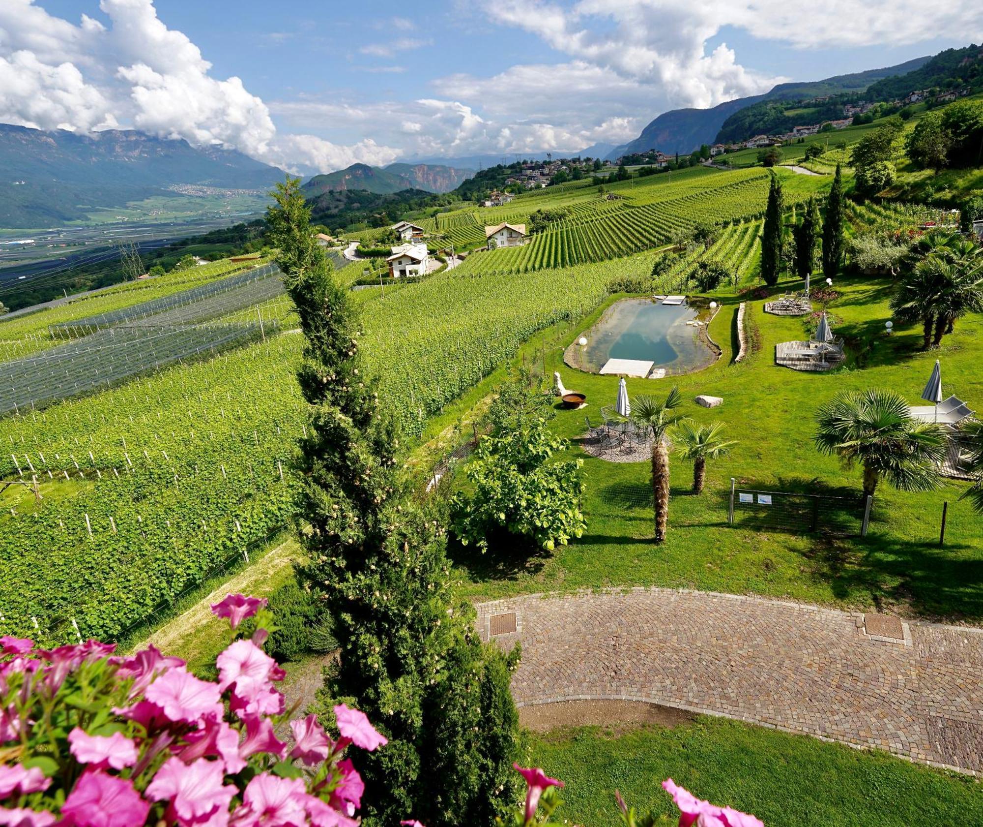 Burgunderhof Villa Montagna Kültér fotó